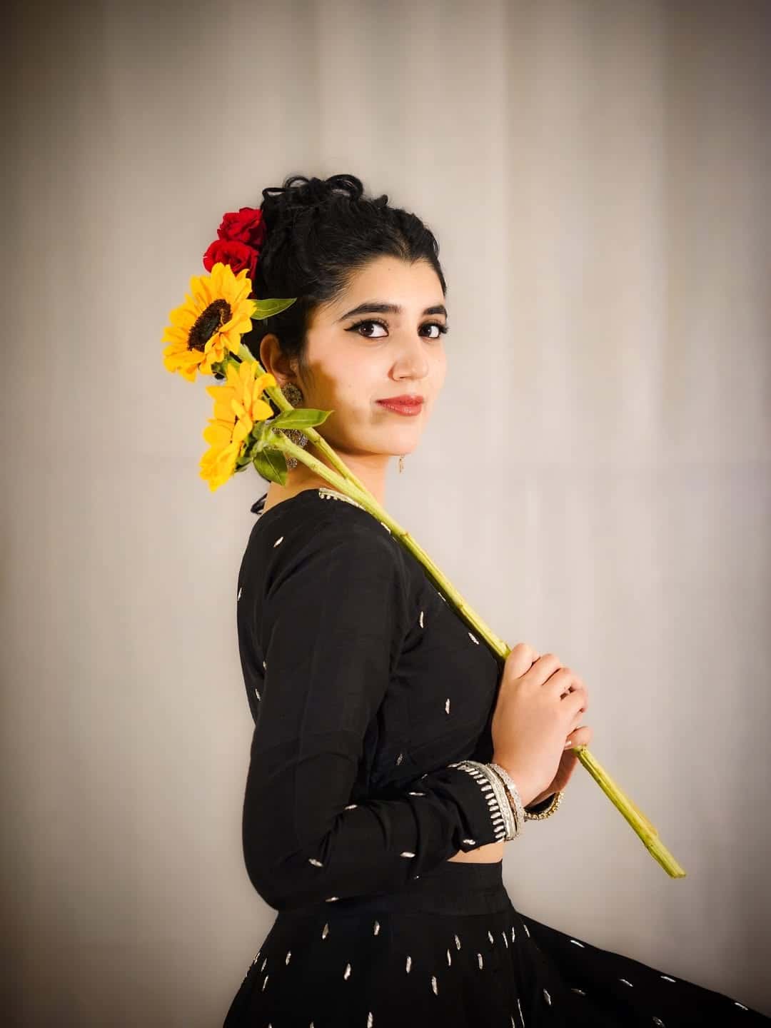 PRIYA - thumbnail 3