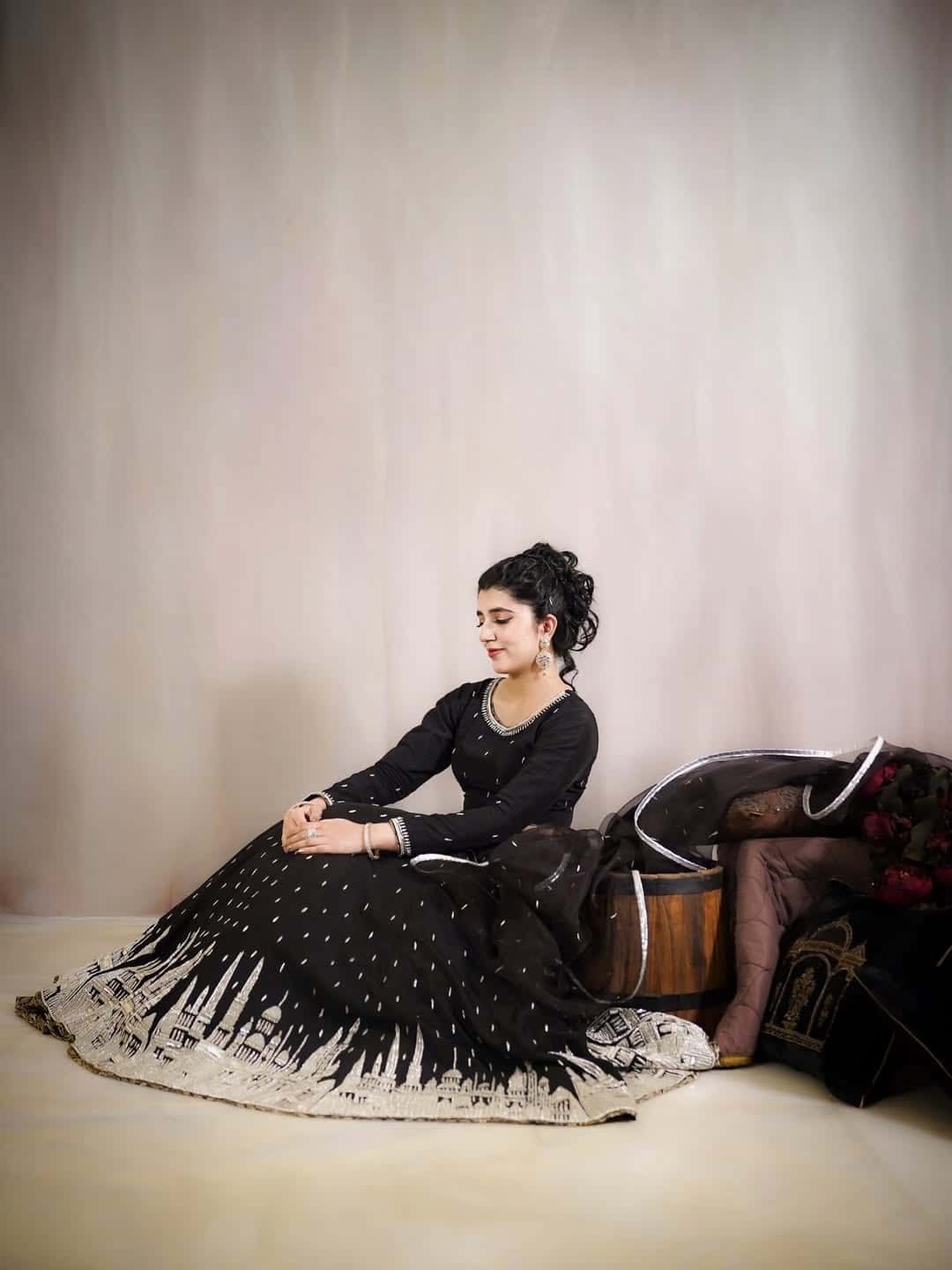 PRIYA - thumbnail 5