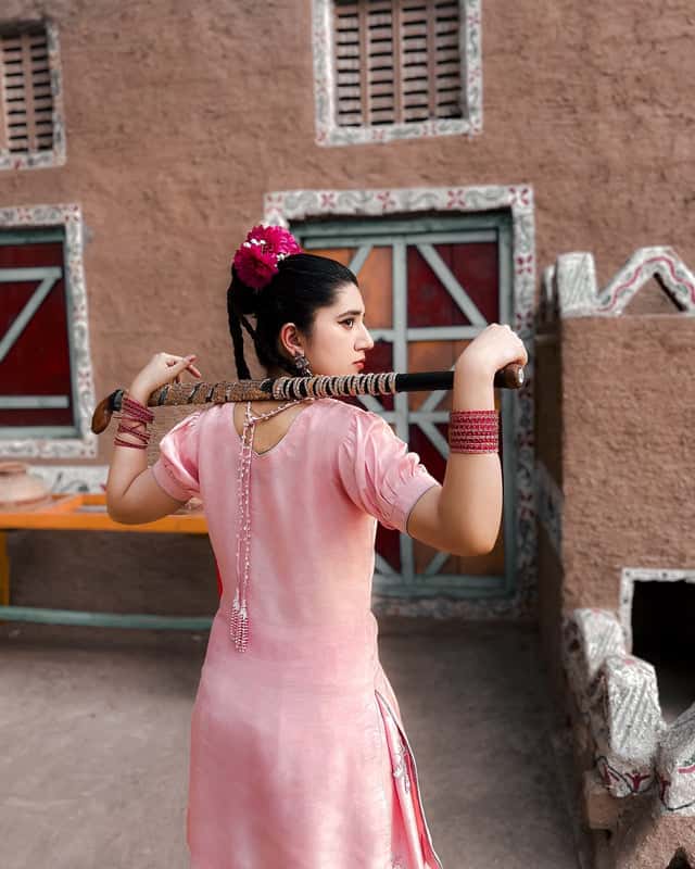 GULABO - thumbnail 7