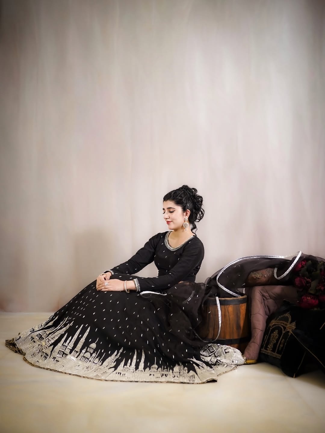 PRIYA - image 5