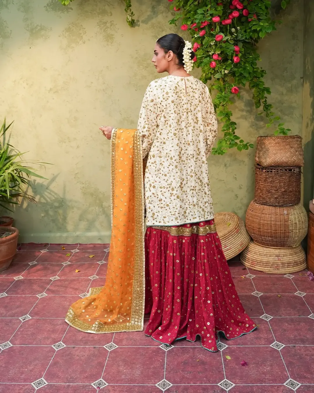 MASTANI - image 6